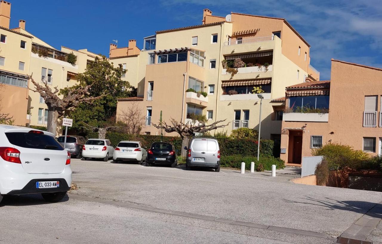 Ferienwohnung Les Roches Bleues Le Pradet Exterior foto